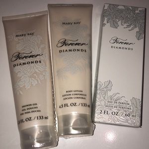MARY KAY Forever Diamonds Gift Set